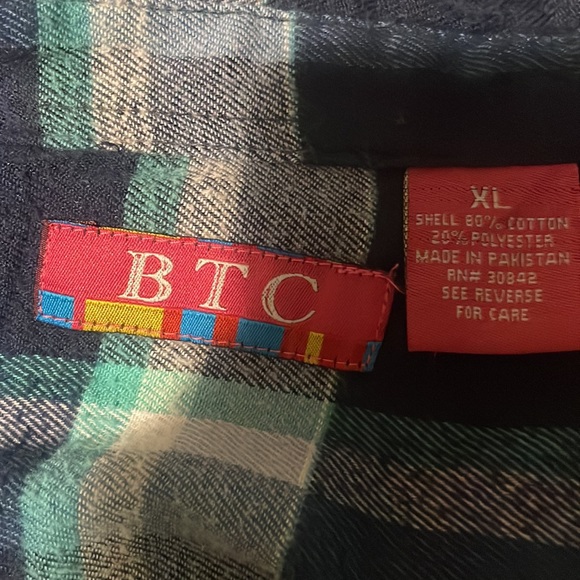 Flannel! Slightly used. - Picture 2 of 3